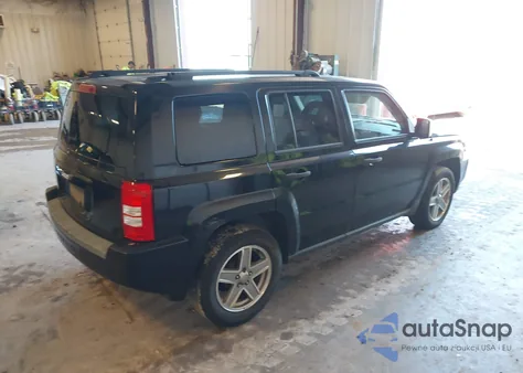 2008 Jeep Patriot Sport z USA, uszkodzony, nr VIN 1J8FT28W68D664256